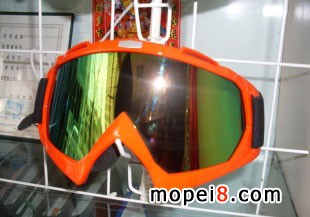 �����L�R