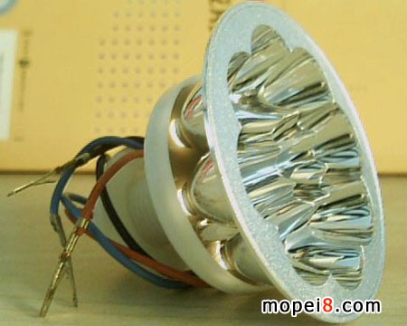 ����(y��ng)늄�(d��ng)܇���ǰ���