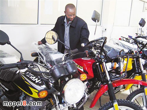 һ�����၆�����xُ����Ħ��