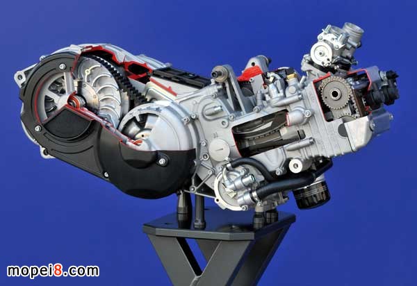 BMW̤��܇C650GT�l�әC���ʈD