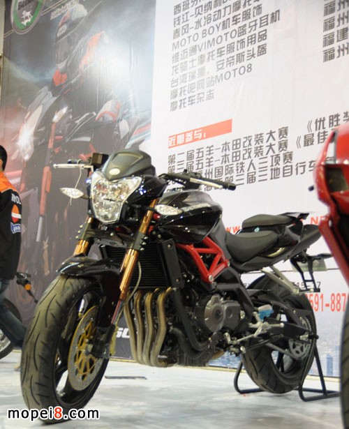 錢江摩托貝納利黃龍BJ600GS、銀刃BJ250T-8