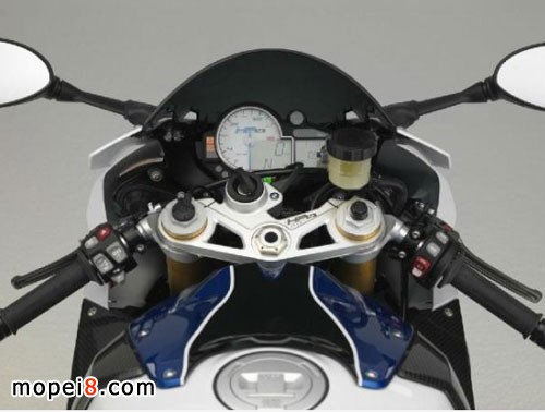2013BMW HP4���RĦ��܇