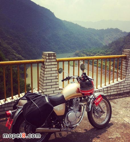 騎望江傳奇摩托車-天地游俠傳奇GN250鈴木豬