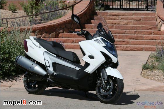 2014�_�����KYMCO MYROAD 700I