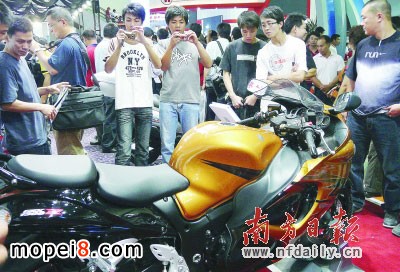 ���T(m��n)Ħ��܇(ch��)���[��(hu��)