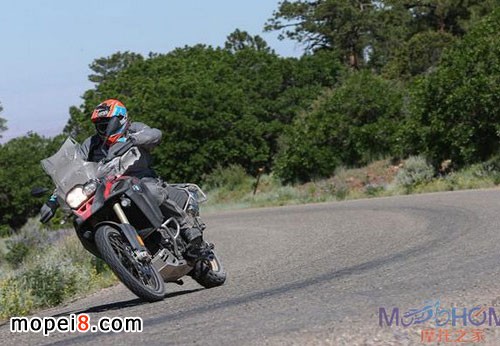 2014寶馬越野摩托車探險者BMW F 800 GS國外試駕