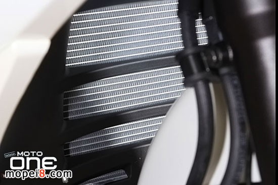 HONDA FORZA本田摩托車圖片