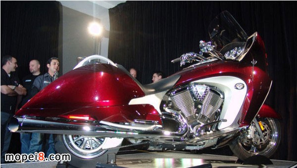 ���������C܇Victory ����VisionTour���AѲ��܇