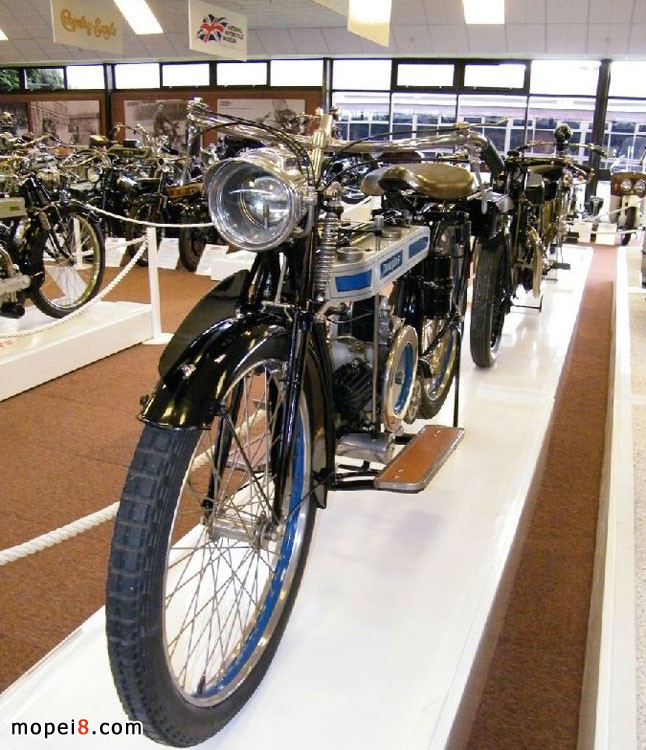 Ӣ��������˹Ħ��܇Douglas