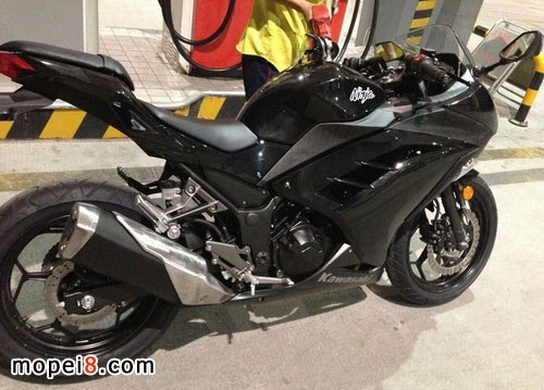 ����kawasaki2013 Ninja300ԇ�T����