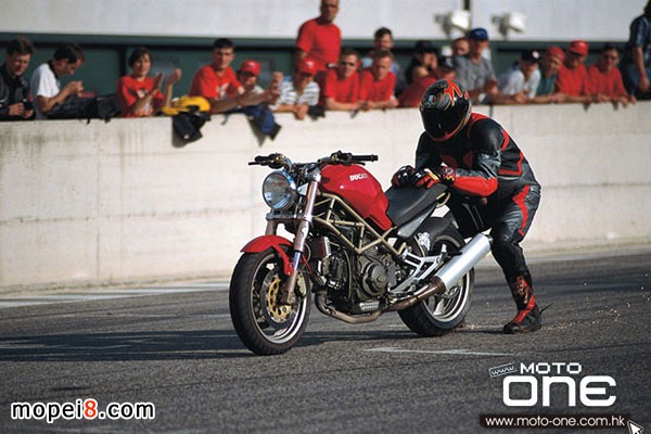 �ſ���DUCATI MONSTER20����Ұ�Fʷ