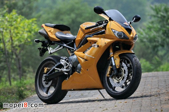 Triumph Daytona675Ħ��܇