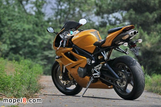 Triumph Daytona675Ħ��܇