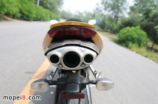 Triumph Daytona675Ħ��܇