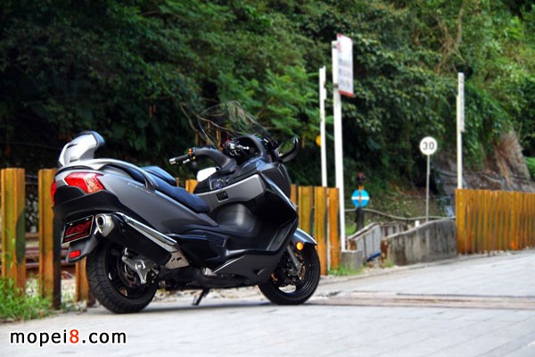 Suzuki Burgman650Executive�ľĦ��܇