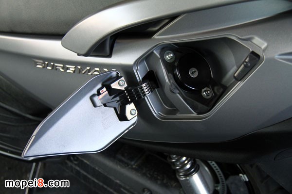 Suzuki Burgman650Executive�ľĦ��܇�����w