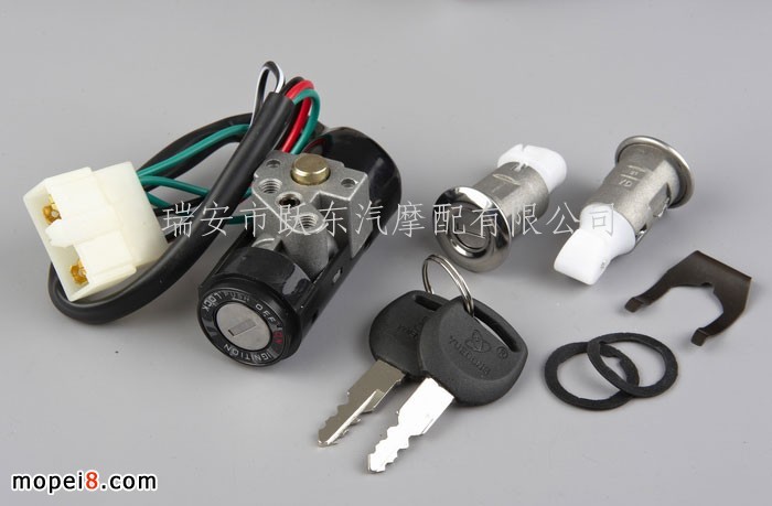 �������~Ħ��܇���i