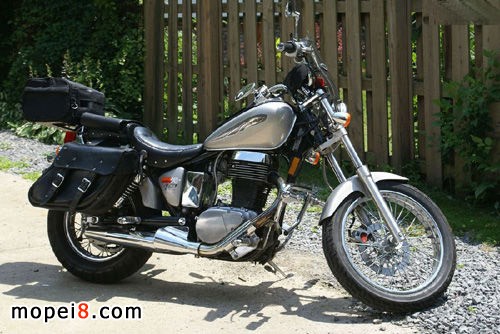 SUZUKI�θ�Ѳ��܇