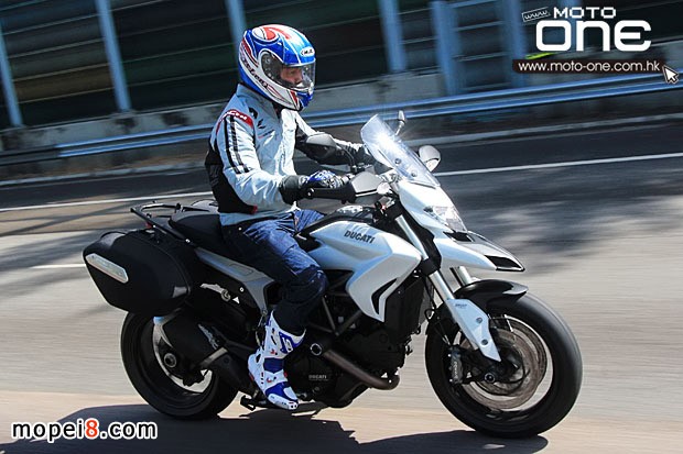 2013DUCATI HYPERSTRADAĦ��܇