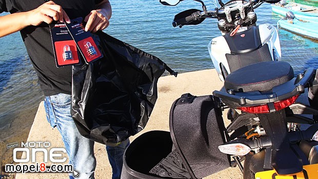 2013DUCATI HYPERSTRADA摩托車