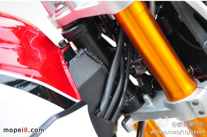 銀鋼獸車YG250NT摩托車圖片欣賞