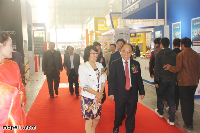 ����ʮ���ã�2013�＾��ȫ��Ħ��܇�����չʾ���ו�