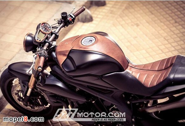 Ħ��܇���b�͹��c�F��Ԫ����Y��