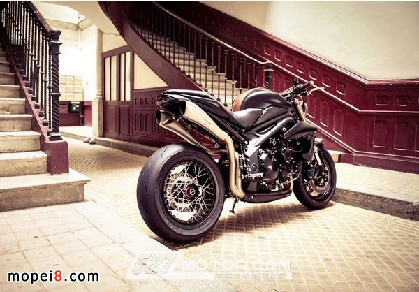 Ħ��܇���b�͹��c�F��Ԫ����Y��