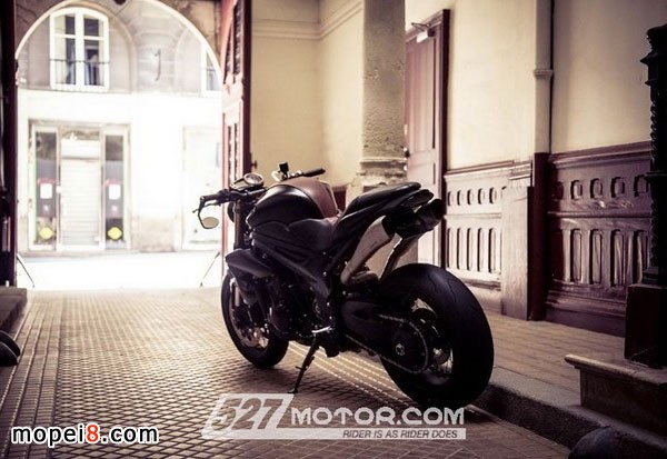 Ħ��܇���b�͹��c�F��Ԫ����Y��