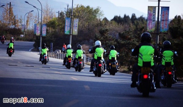 ���״��SɭĦ��܇�T�ЌWԺ����