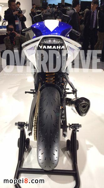 YAMAHA R25���R��Ħ��܇