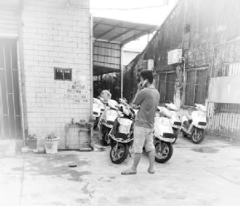 燃油助力車黑工廠