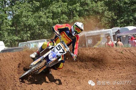 力帆車手全俄越野公開賽奪獎