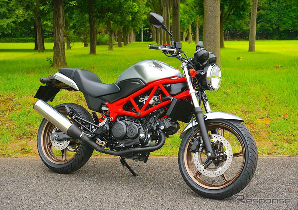 ����250cc����Ħ��܇VTR�������羀݆̥