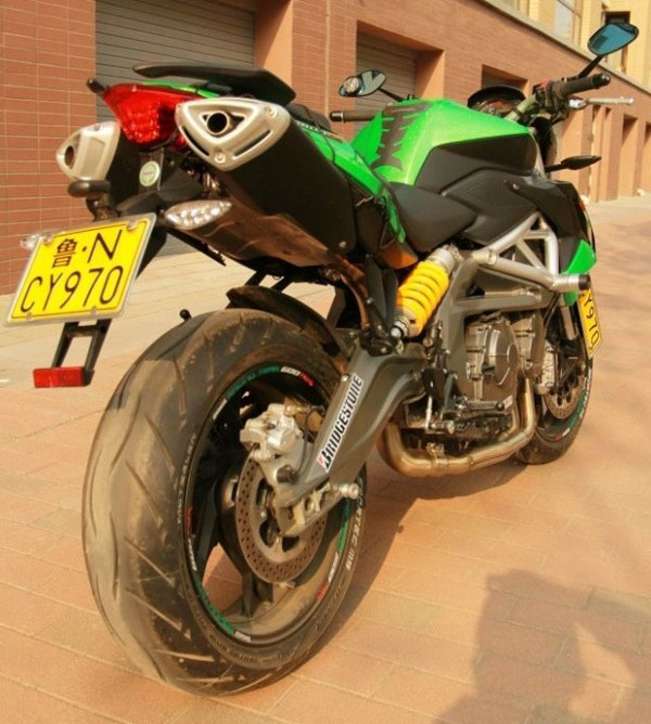 �X���S��BN600i(�W�ް�)Ħ��܇���b