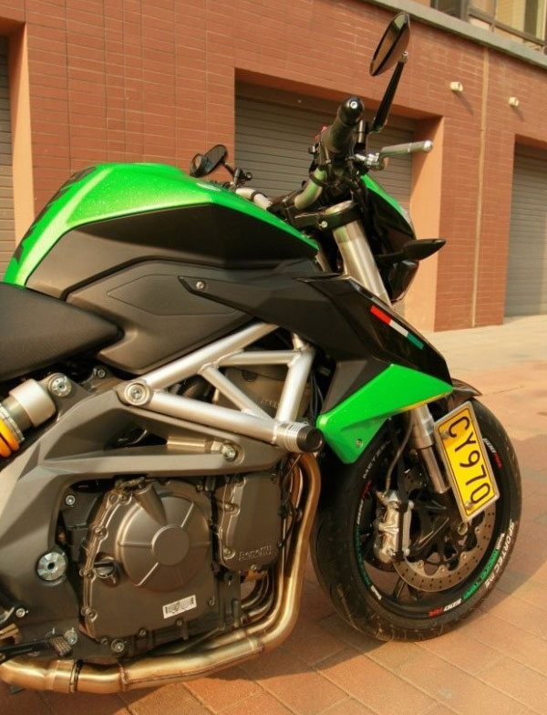 �X���S��BN600i(�W�ް�)Ħ��܇���b