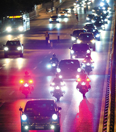 2014摩托車護衛國賓車隊經過北京復興門外大街