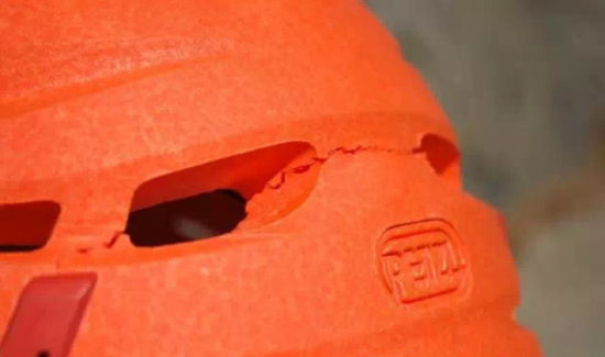 摩托車頭盔發泡材料