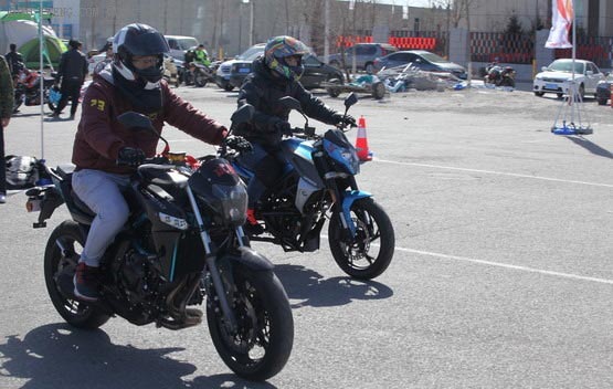 ��������ԇ�{��� ����CBR300RĦ��܇ԇ�{