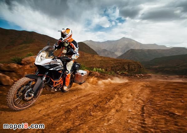 2015年KTM摩托車ADVENTURE摩托車價格20.8萬起