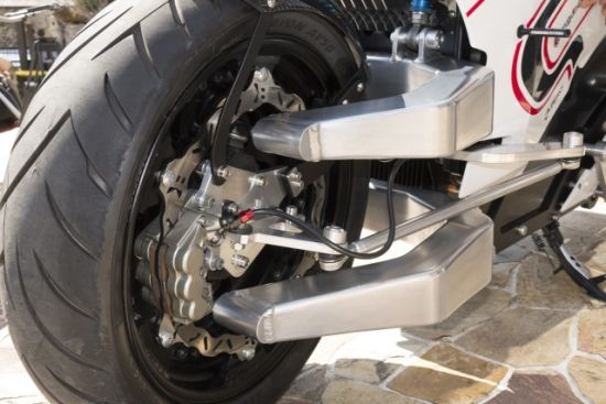 日本發布全新超級電動摩托車ZecOO