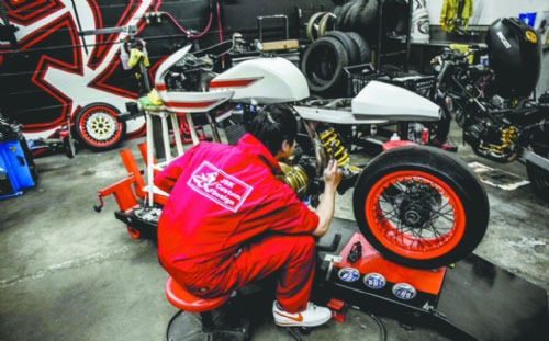 ���A��܇���ֹ�����Ħ��܇�@��(ji��ng)