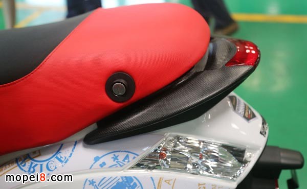 ����&bull;�ȁ���ZIPȫ���N��50�f�v�o���̤��Ħ��܇