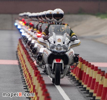 春風CF650G歷史上首次護衛抗戰老兵